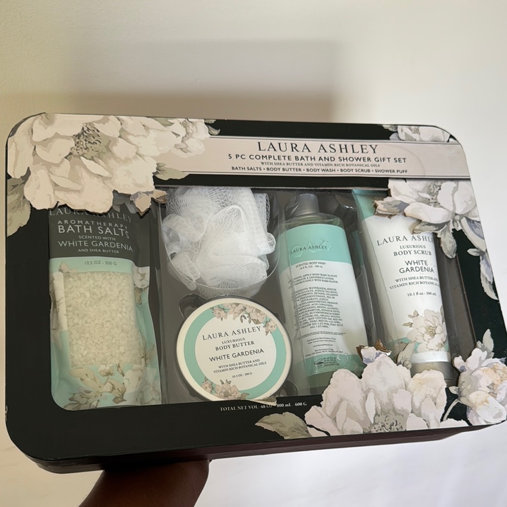 Laura Ashley Bath and Shower Set